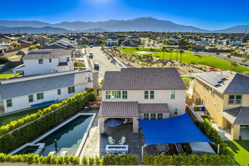 36002 Bertain Drive, Palm Desert, California 92211 home-pic-22